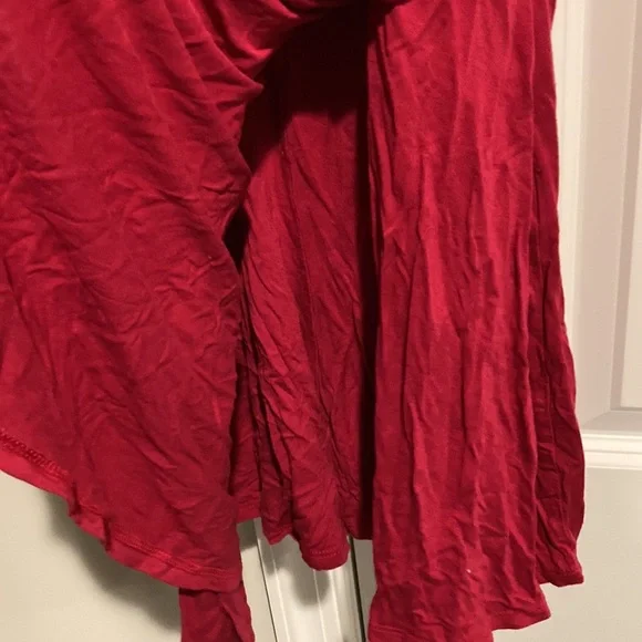 Forever 21 Magenta Blouse Size SMALL - Picture 4 of 8